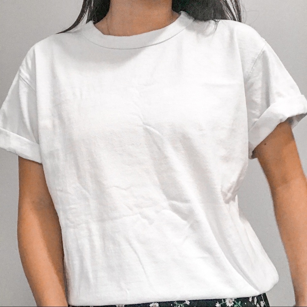 Uniqlo t shirt